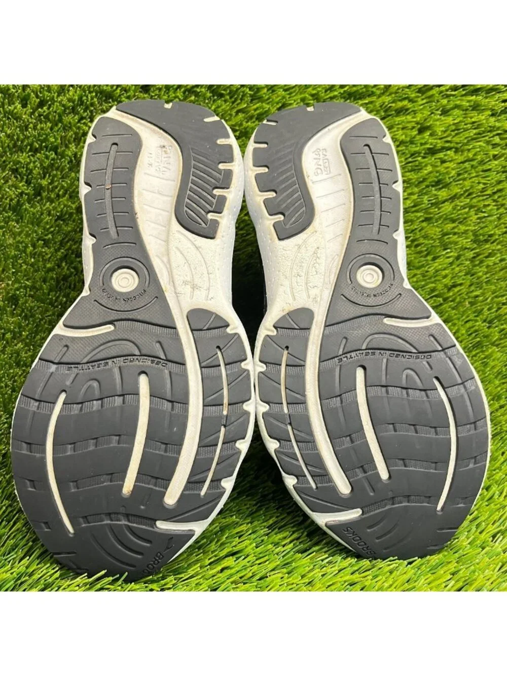 Brooks Glycerin 20 Womens Size 8 Black White Athletic Running Shoes Sneakers
